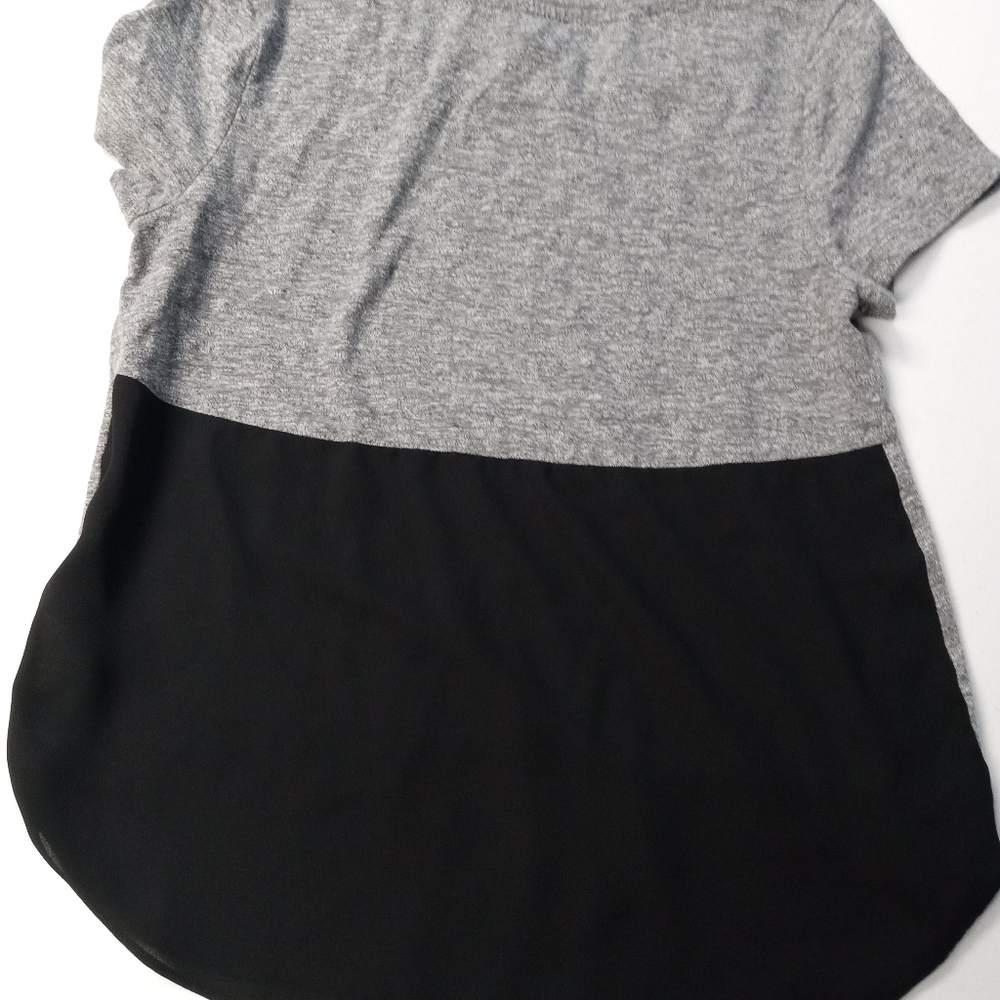 Express Gray and Black Color-Block Tee Size Small